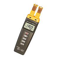 OMEGA HH308 Thermometer (-200 to 1370 °C, type K)