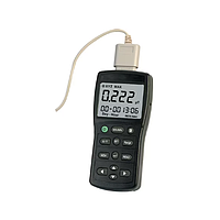 Magnetic field measuring device