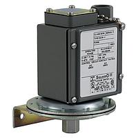 Telemecanique 9016GAW1 Industrial Pressure Sensors VACUUM SWITCH 480VAC 10 AMP G +OPTIONS