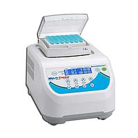 Benchmark H5000-HE MultiTherm ™ Shaker with heating only, 230V