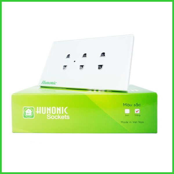 Wall-mounted grounded socket for modern smart home electrical installation