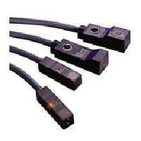 Omron Automation and Safety E2S-W22 1M Proximity Sensors PROX SQ 2.5mm Front DC2W-NC