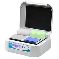Benchmark H6004-E Incu-Mixer MP4 ™ Heated Plate Vortexer, 230V 