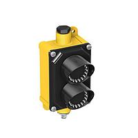 Banner Engineering SP250RYPQ LED Traffic Signal Modules EZ-LIGHT Traffic Series: 2-Indicator Daylight Visible; Voltage: 15-30 V dc; Housing: Polycarbonate; IP65; Input: PNP; Colors: Red Yellow; 4-pin M12 Integral QD